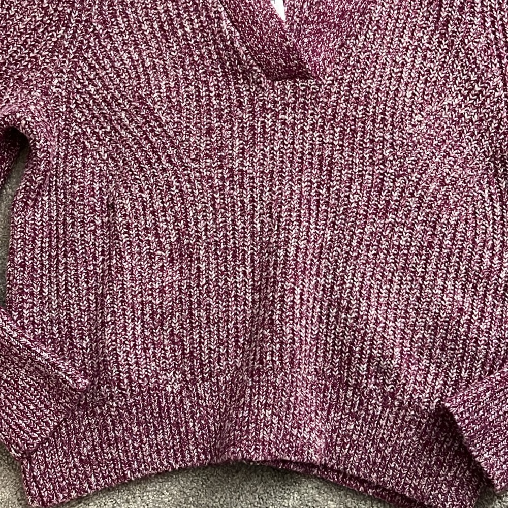 LOFT Marled Ribbed V-Neck Sweater - Picture 6 of 9